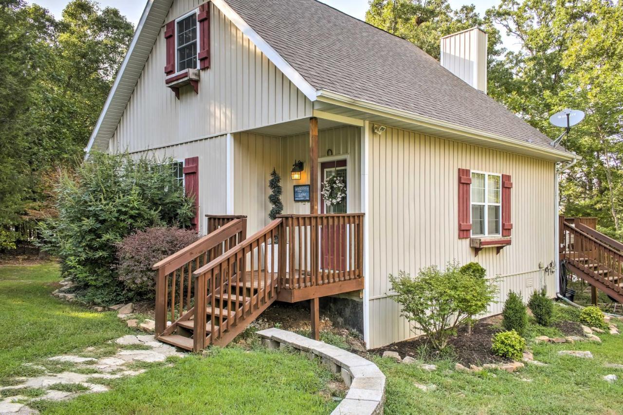 Lakefront Blue Eye Cottage With Hot Tub And Fire Pit! Exterior foto